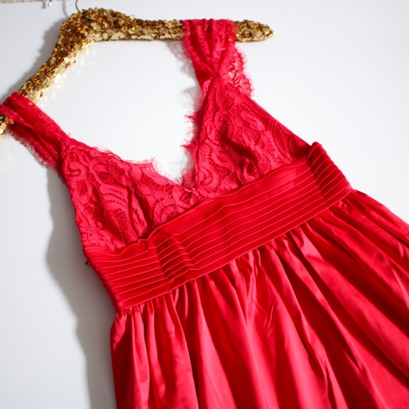 Bright Red Satin and Lace Details Maxi Dress - Picture 6 of 8
